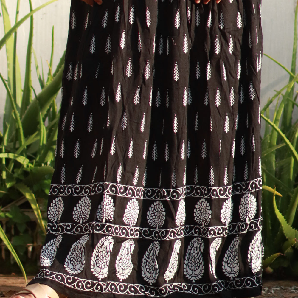 Velora Black Printed Midi